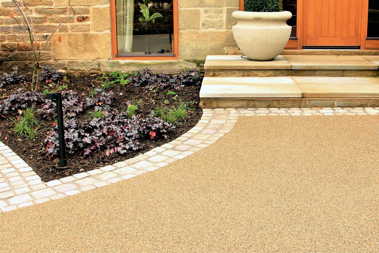 Laying Your Own Resin Bound Driveway A DIY Guide Blog Stashbee